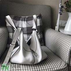 loewe hammock尺寸多大？罗意威吊床包有几个尺寸？