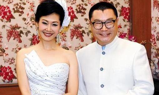 于文华现任老公（于文华现任老公合影）