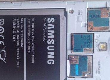 三星s4双卡双待（三星s4插卡）