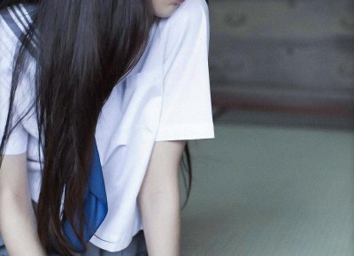 ​老公送别的女人化妆品，我该怎么办