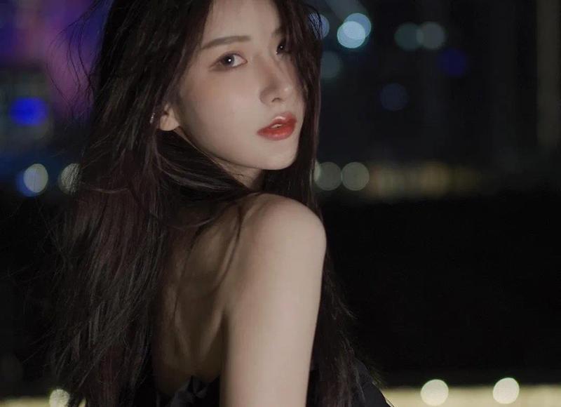 25岁小伙苦追50岁俄罗斯女孩(十九岁少女倒追43岁大叔) 25岁小伙苦追50岁俄罗斯女孩(十九岁少女倒追43岁大叔)