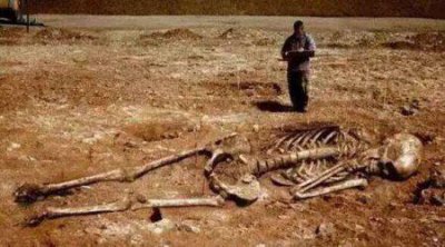 ​容祖儿春卷事件真相 是如何回事高清配图容祖儿下体被塞春卷