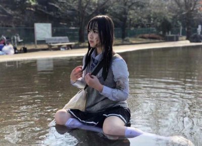 ​聪明的女人不向男人索爱，三个特质，让男人念念不忘