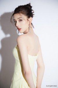 ​宋祖儿，9岁登央视春晚，21岁获年度商业价值潜力艺人奖