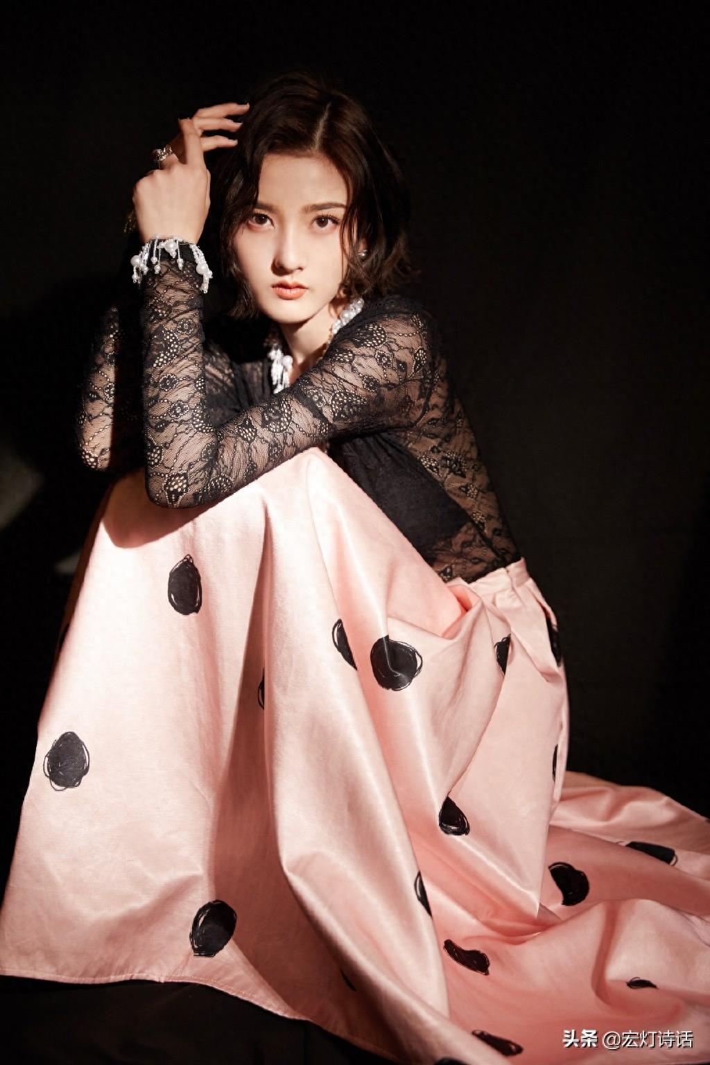 宋祖儿,9岁登央视春晚,21岁获年度商业价值潜力艺人奖