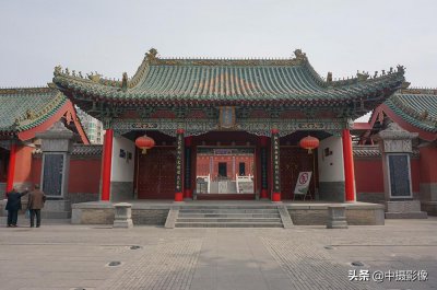 ​河南郑州一座1900多年历史的文庙，祭祀的是这个大教育家