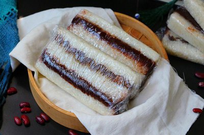 ​天津街头小吃之江米切糕，层次分明，软糯香甜，做法太简单了