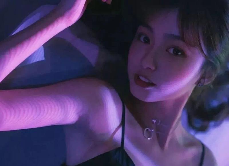  婚前欠了债，老公知道后要和我离婚