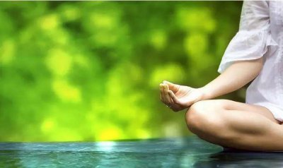 ​每天坚持打坐30分钟，身体会发生这些变化