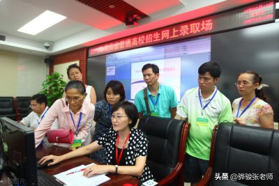 ​河南高考过山车：直招士官最低190分，一本断档二本分高专科新低