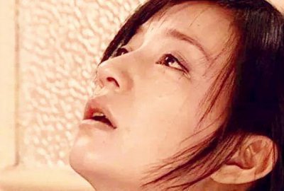 ​依萍跳河不是意外？曾给过书桓暗示，难怪如萍当场被未婚夫抛弃