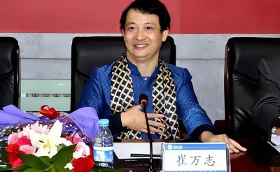 ​“就你这形象，考上大学也没用！”被校长赶走的崔万志，后来怎样