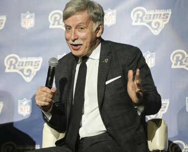 ​阿森纳球迷称为“最抠门老板”的克伦克如何积累171亿美元身家？