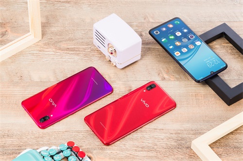 旗舰手机颜值新担当！vivo X23三色图赏：总有一款你喜欢