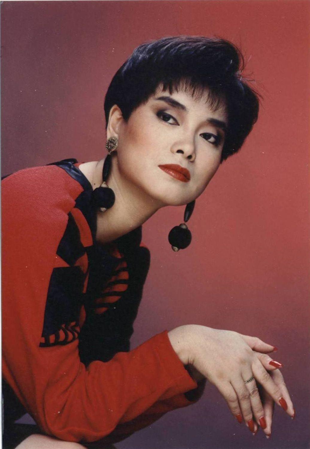 毛阿敏早年照片一组