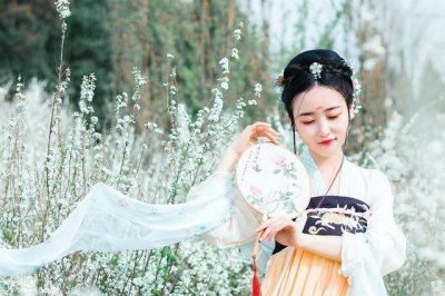 ​小说：影卫因为护主不力被皇后责罚，公主二话不说去慎刑司要人