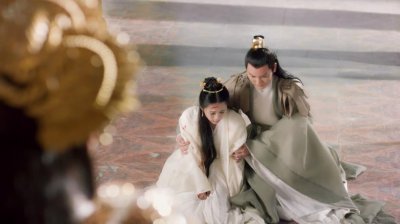 ​《三生三世十里桃花》无父无母，孤苦无依的少辛才是活的最幸福的