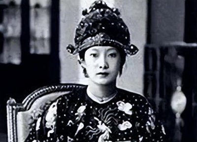 ​南芳皇后：靠颜值“出圈”的最美末代皇后，从恩宠无双走到诀别