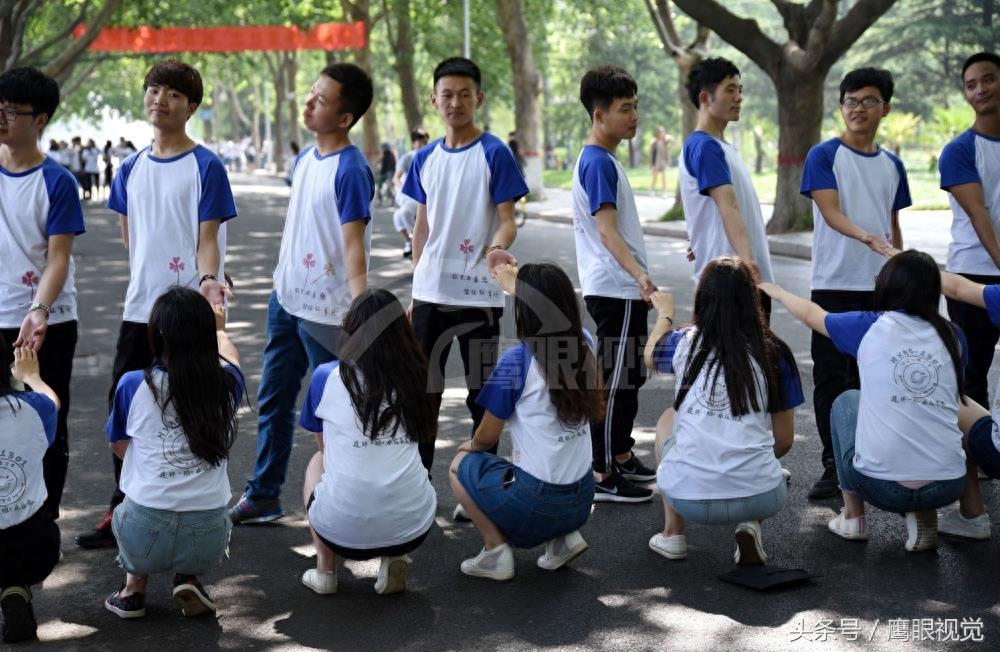 20张大学生创意毕业照，看看哪一张最能致青春