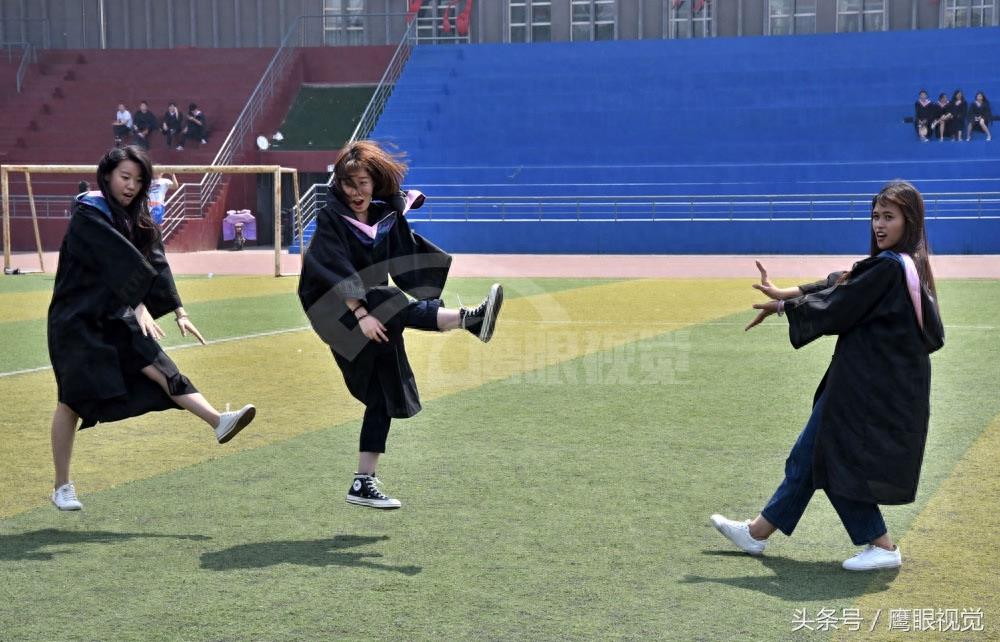 20张大学生创意毕业照，看看哪一张最能致青春