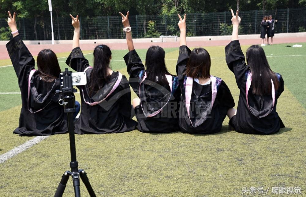 20张大学生创意毕业照，看看哪一张最能致青春