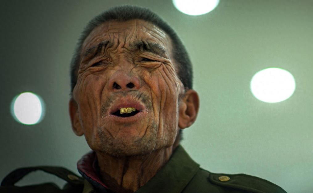 直击14张罕见的流浪者肖像