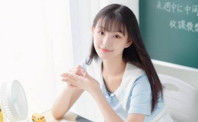 ​几部越看越甜的校园文，男主高颜值学霸，女主女流氓学渣，配一脸