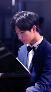 ​李宏毅壁纸丨时间倒数遇见你
