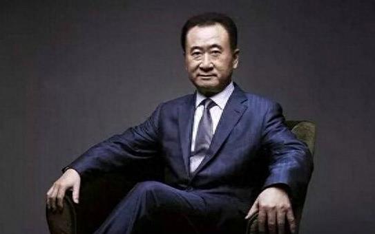 王健林生命中重要的3个女人 最后一个是大美女