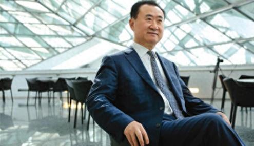 王健林生命中重要的3个女人 最后一个是大美女