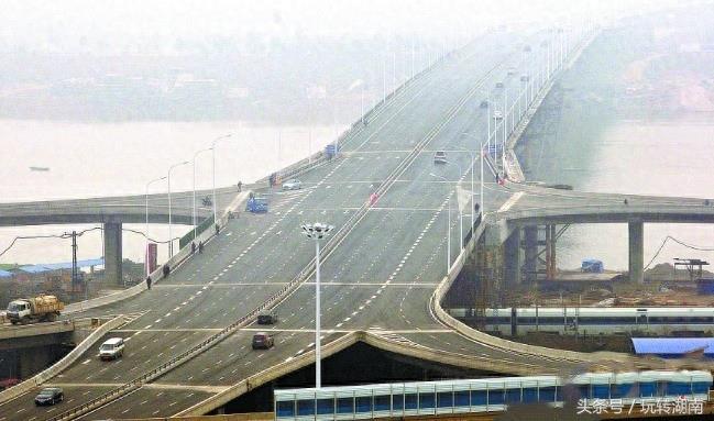 玩转湖南，长沙八条过湘江大桥，你都叫得出名字吗，哪条最漂亮？