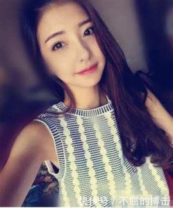 ​豆得儿“含龙根事件”照片大曝光，网友直呼太劲爆：比陈冠希还猛