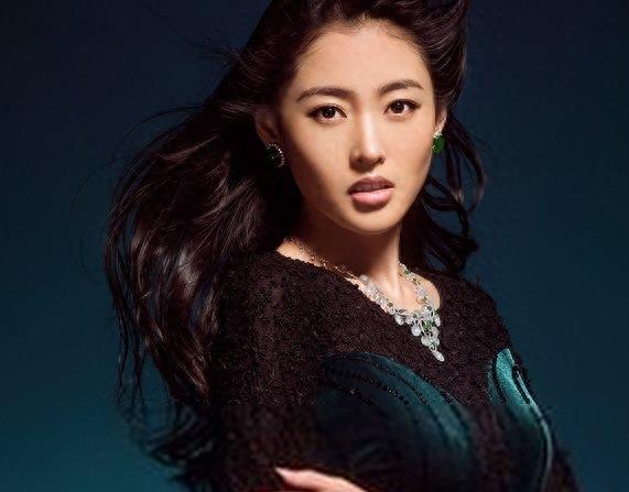 太子妃张天爱在孙红雷主演的《二炮手》中造型雷人，不忍直视！