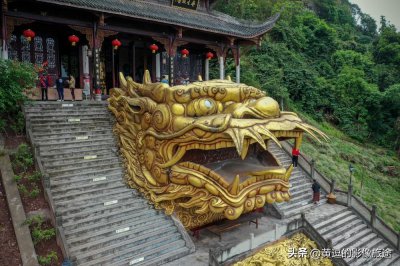 ​四川泸州现“古刹金龙”景观 睥睨众生霸气十足