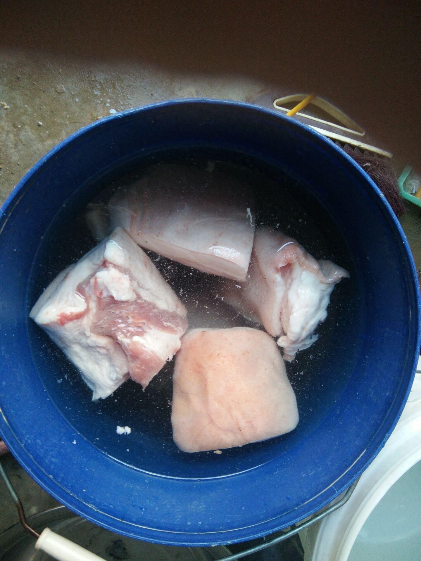 过年啦,我们这里都要大锅煮肉,经典做法不要错过哦