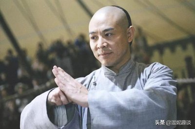 ​圈中个子矮的8位明星，李连杰王宝强上榜，哪位明星最让你意外？
