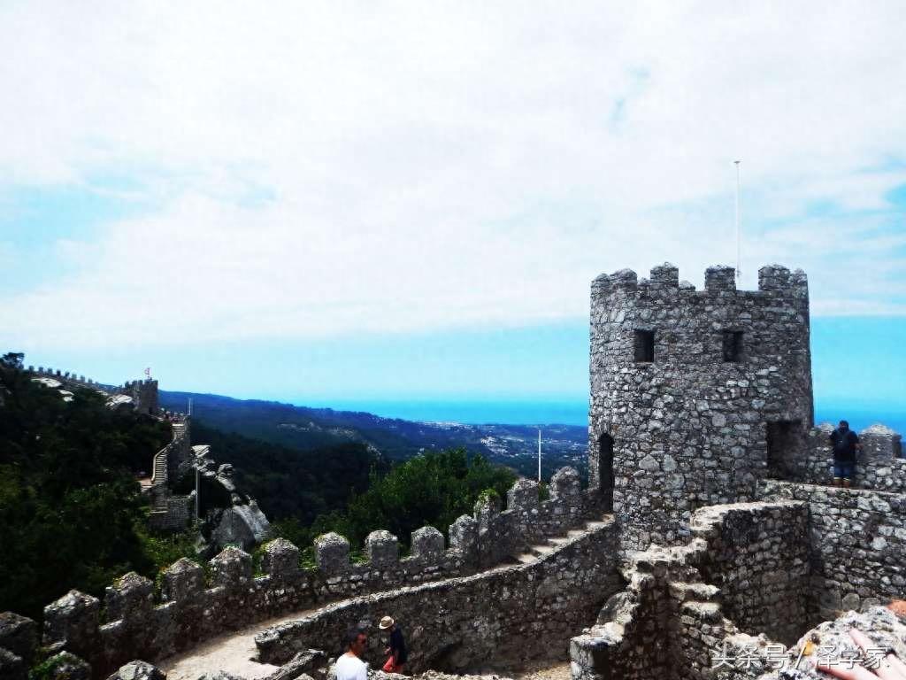 世界上最美丽的10大城堡、堡垒和城墙,中国长城上榜