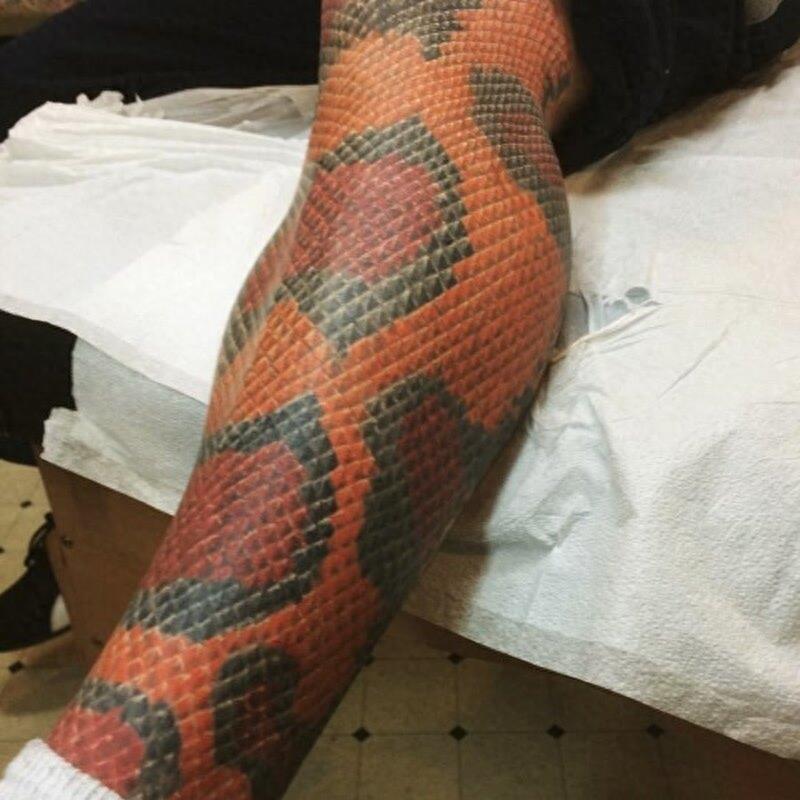 世界上最恐怖的纹身，看完后整个人都不好了