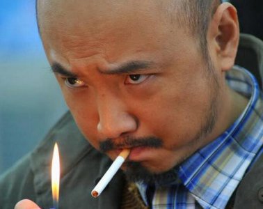 ​大佬们抽烟的表情 谁的最帅