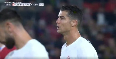 ​4-0！C罗4射0中+送点，葡萄牙反超西班牙：最后1轮打平出线