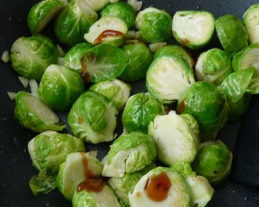 ​3月最好吃的菜“炒抱子甘蓝”，赶快试试吧