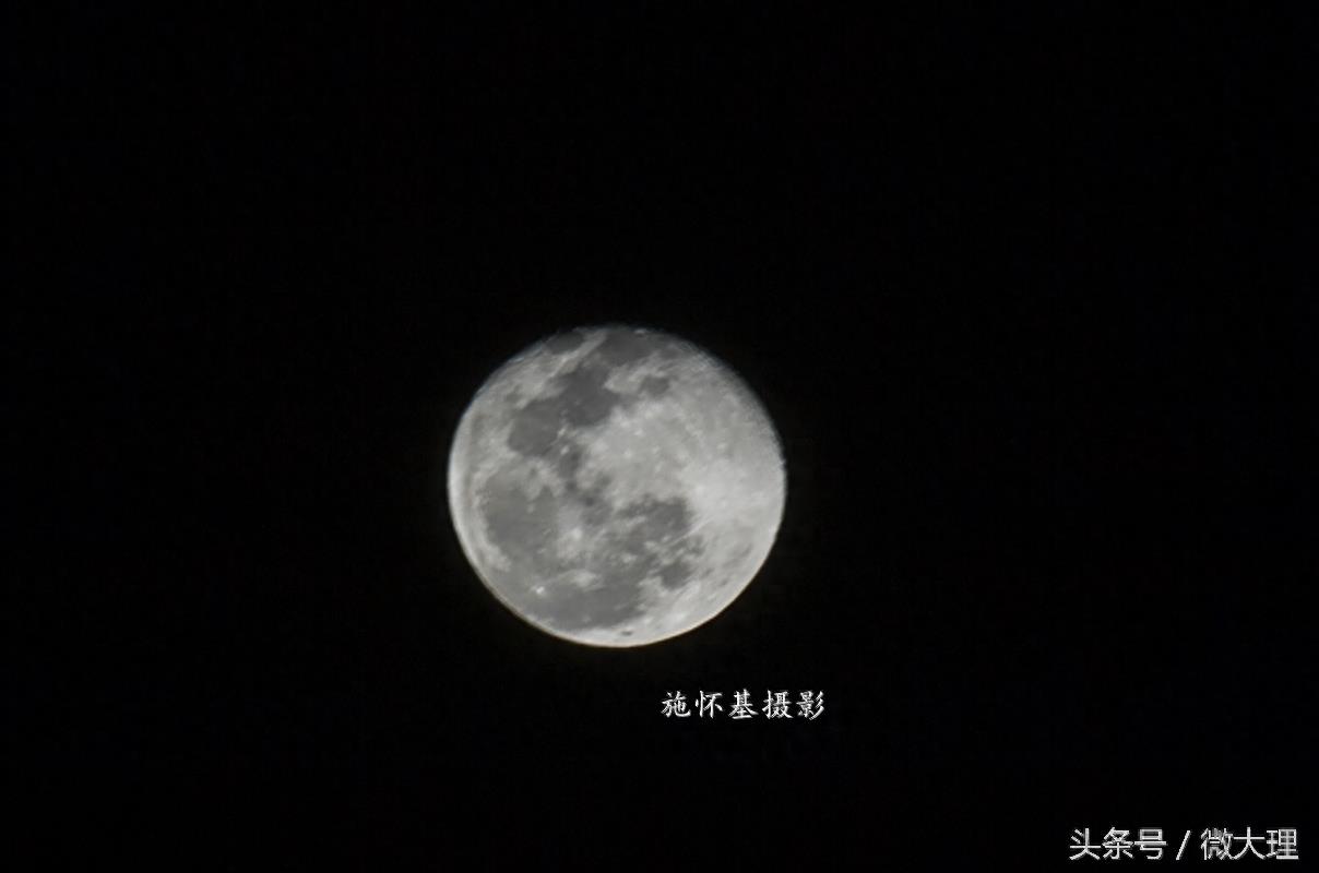 大理，最美苍山月