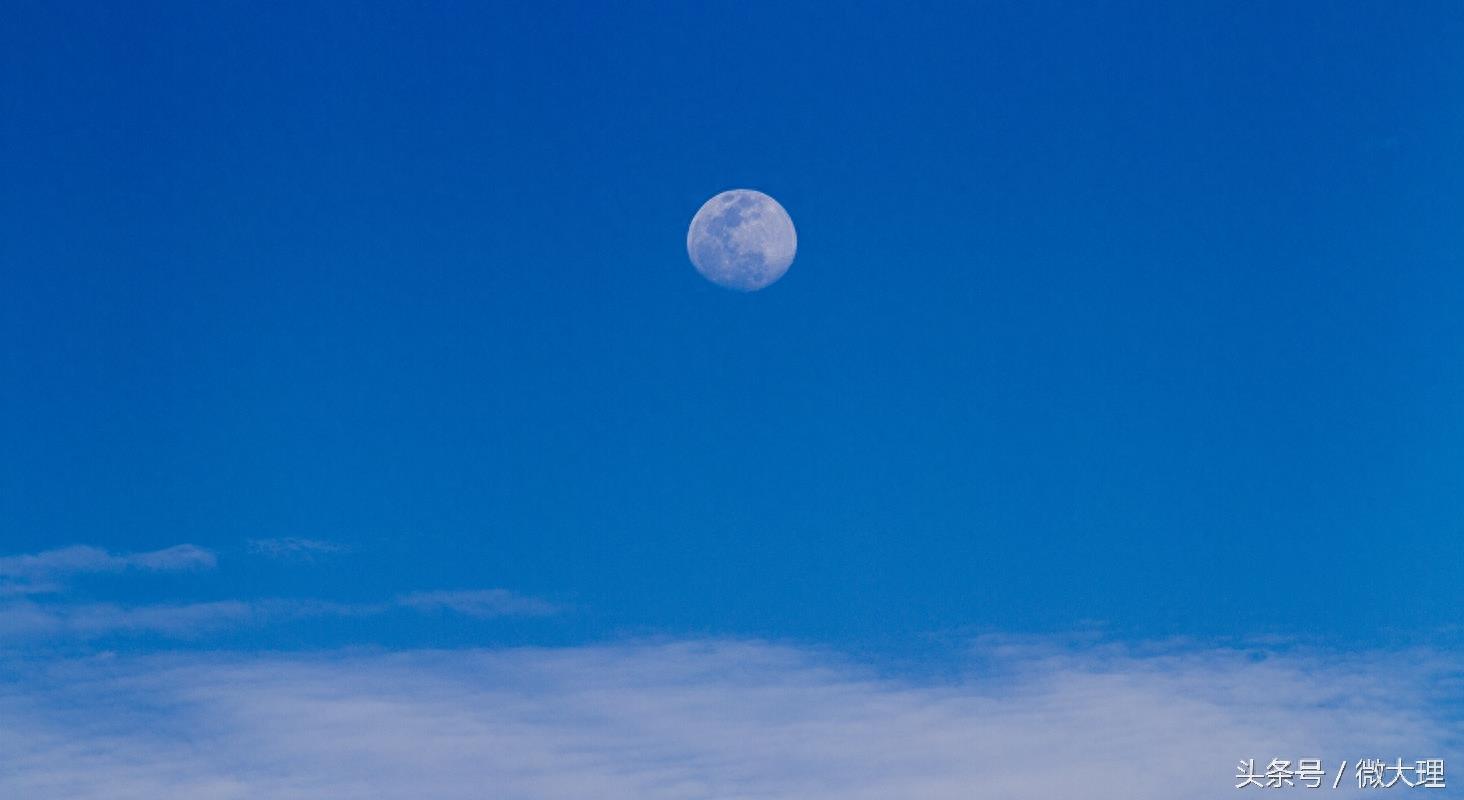 大理，最美苍山月