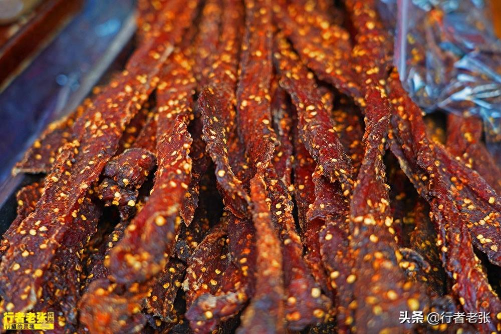 阆中古城特产张飞牛肉，据传制作工艺是张飞所创，你吃过吗？