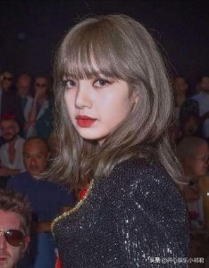 ​Lisa被称人间芭比，录节目被强制卸妆，真素颜与女团颜差距大