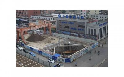 ​感情里，男人的这4个变化，说明在他心里你已经是外人！