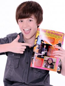 ​美国正太歌手Greyson Chance在INS上宣布出柜
