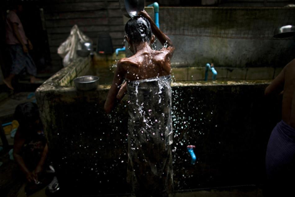 直击缅甸“艾滋村”真实生活，患者在死亡边缘挣扎