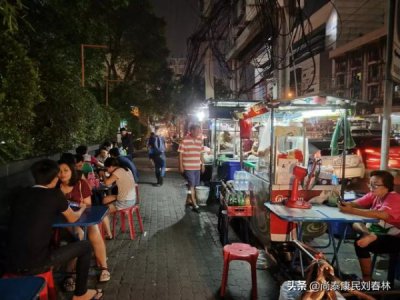 ​1000左右的干白葡萄酒(干白葡萄酒的饮用温度为( )℃左右)