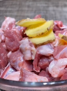 ​孜然羊肉的做法_孜然羊肉的做法最正宗的做法